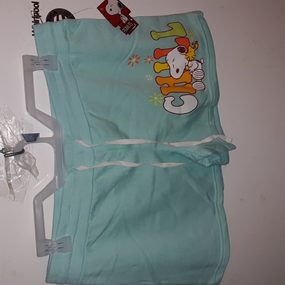 Women shorts, graphic lounge style - Picture 1 of 4